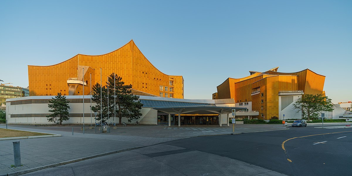 1200px-Berlin_Philharmonie_asv2018-05_img2.jpg