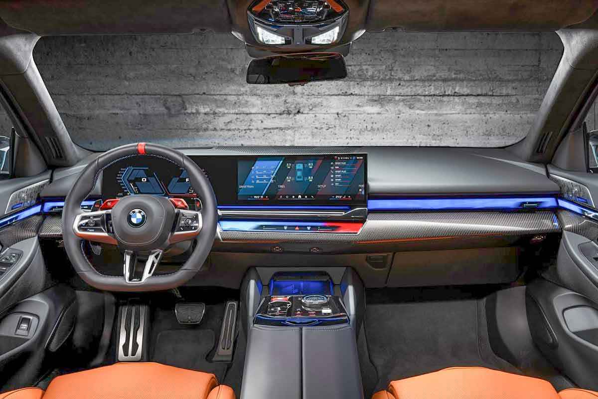 BMW-M-%ED%95%98%EC%9D%B4%EB%B8%8C%EB%A6%AC%EB%93%9C-%EB%89%B4-M5-%EC%8A%A4%ED%8F%AC%EC%B8%A0-%EC%84%B8%EB%8B%A8-%EC%B9%9C%ED%99%98%EA%B2%BD%EC%B0%A8-3.jpg