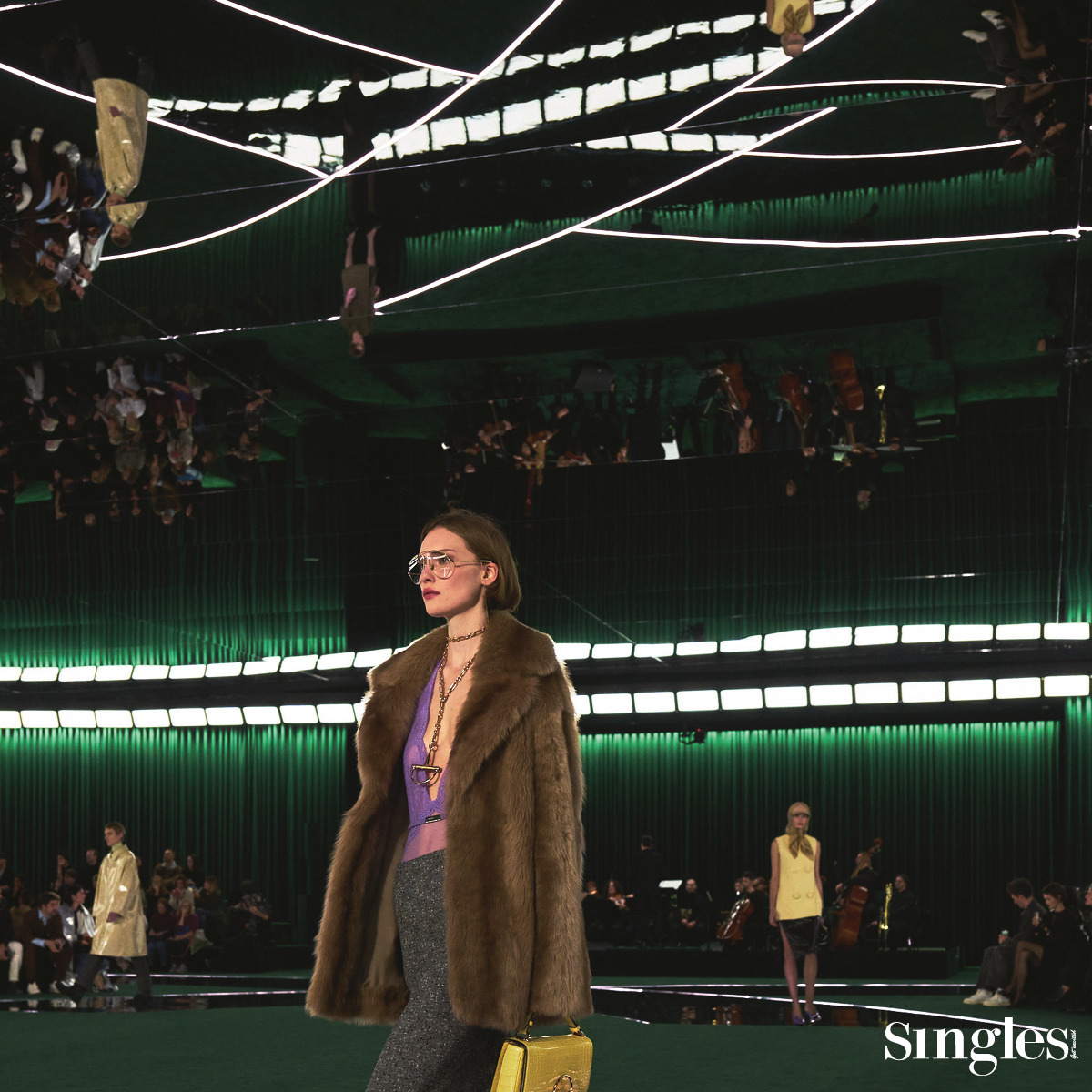 48982657_52-537 (1).jpg