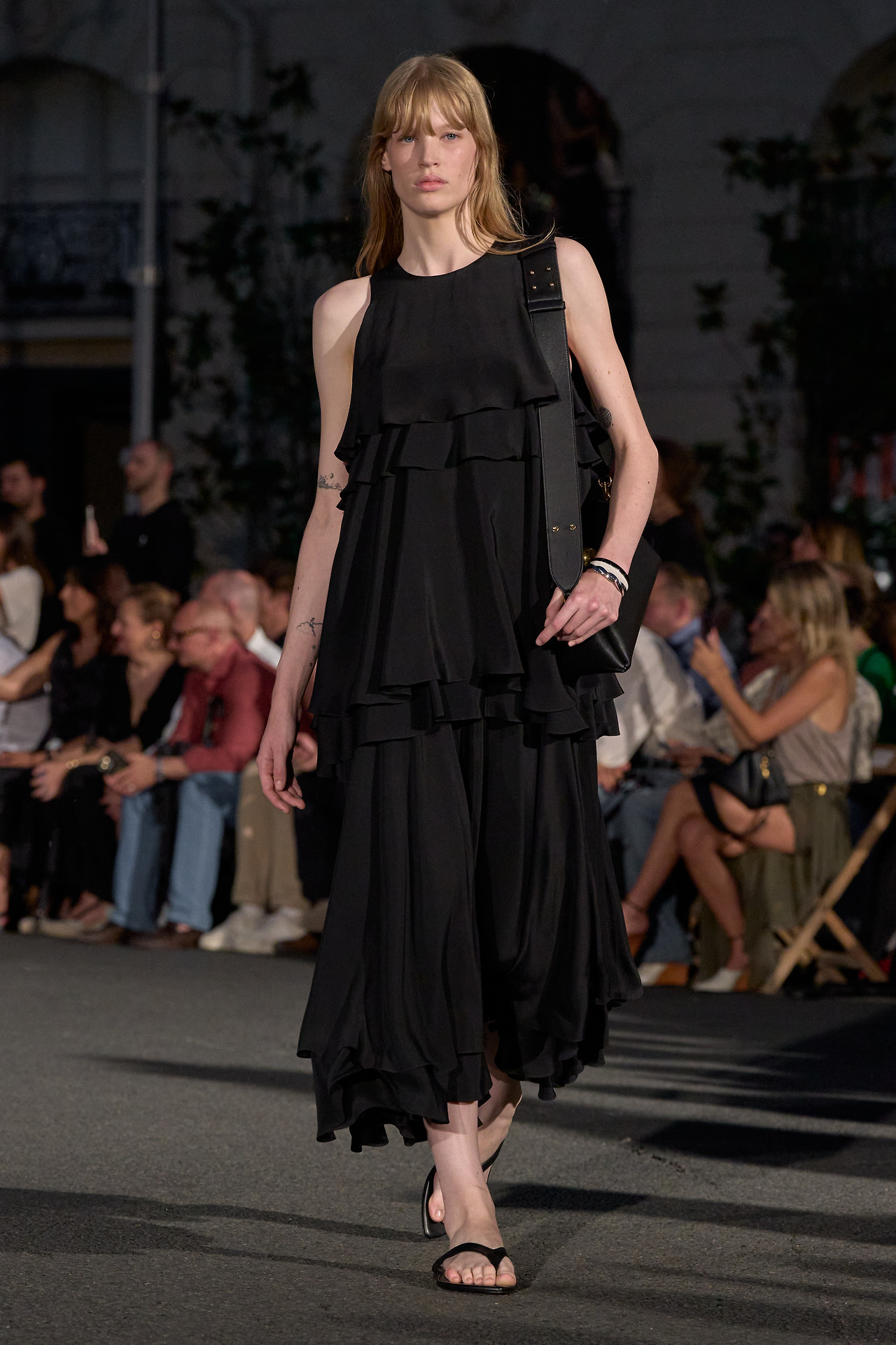 616496032_AMI_SS26_SHOW_RUNWAY_LOOK_46.jpg