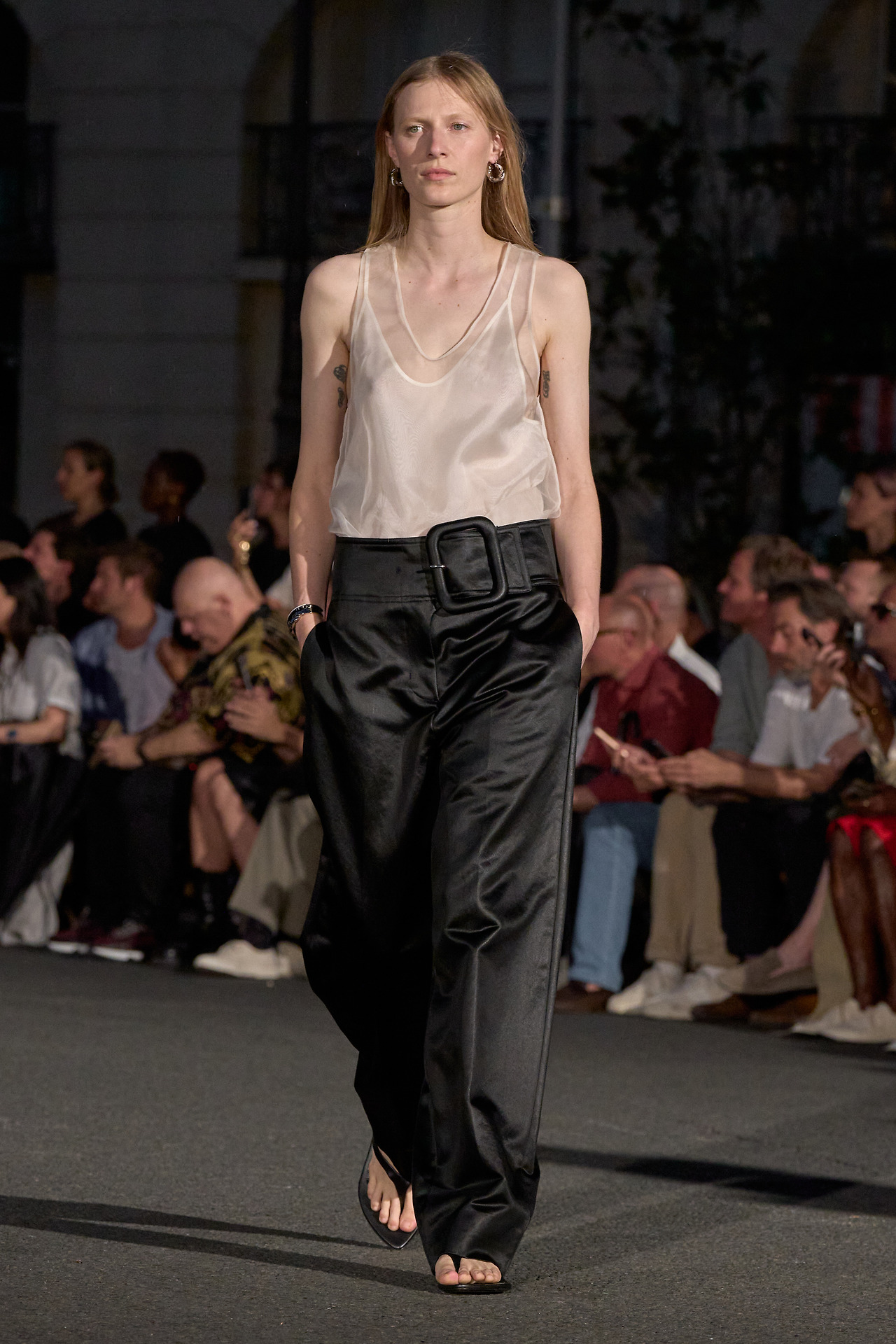 284950526_AMI_SS26_SHOW_RUNWAY_LOOK_53.jpg