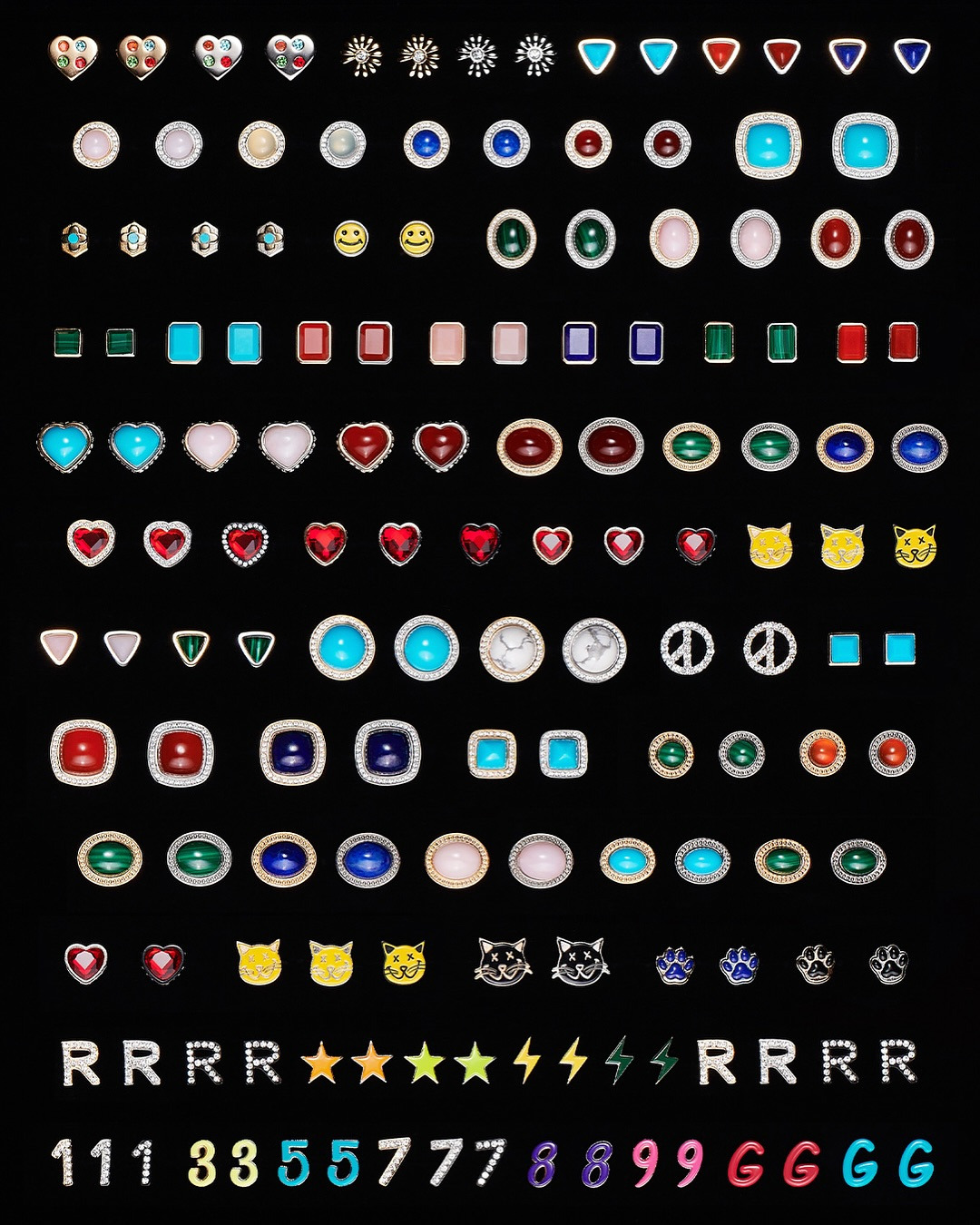 Custom Eyewear for @xxxibgdrgn⠀Eye Cloud, featuring a cloud-shaped frame and 168 detachable charms, captures the free spirit of G-DRAGON.⠀Inspired by the G-DRAGON’s favorite flower daisy, Übermensch embodies the (5).jpg