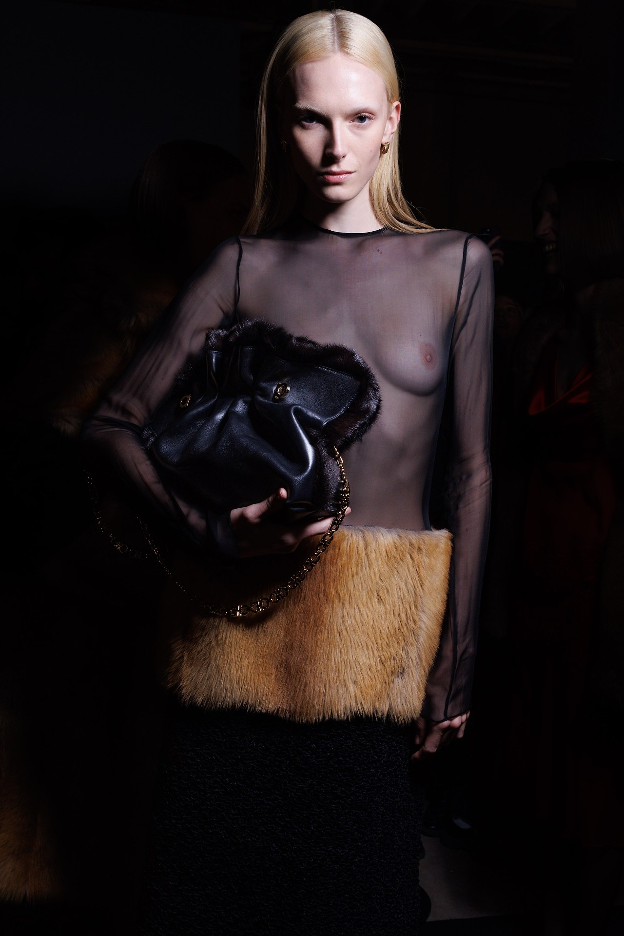 632785927_Ferragamo bks F25 1124.jpg