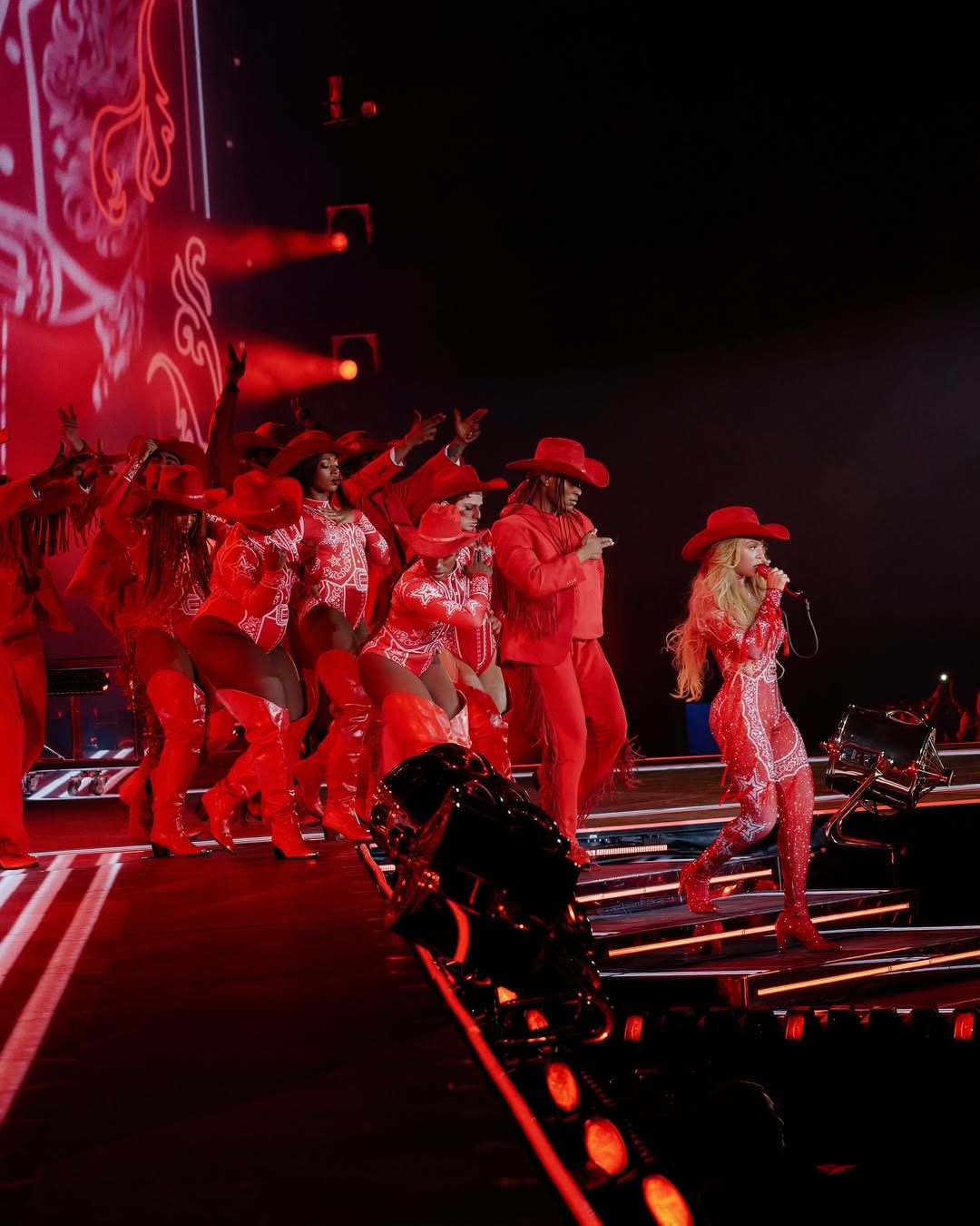 338337050_Welcome to the COWBOY CARTER TOUR (1).jpg