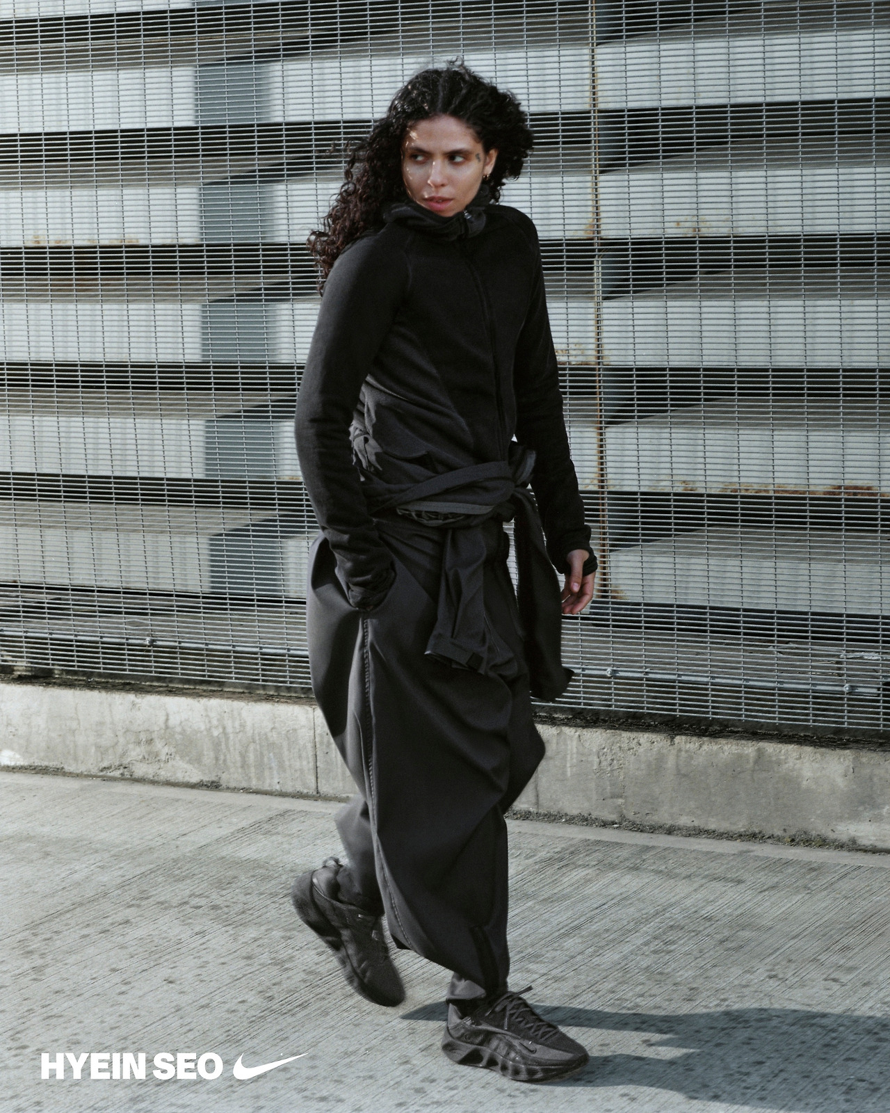 143098649_HS_NIKE_070 Shake_3.jpg