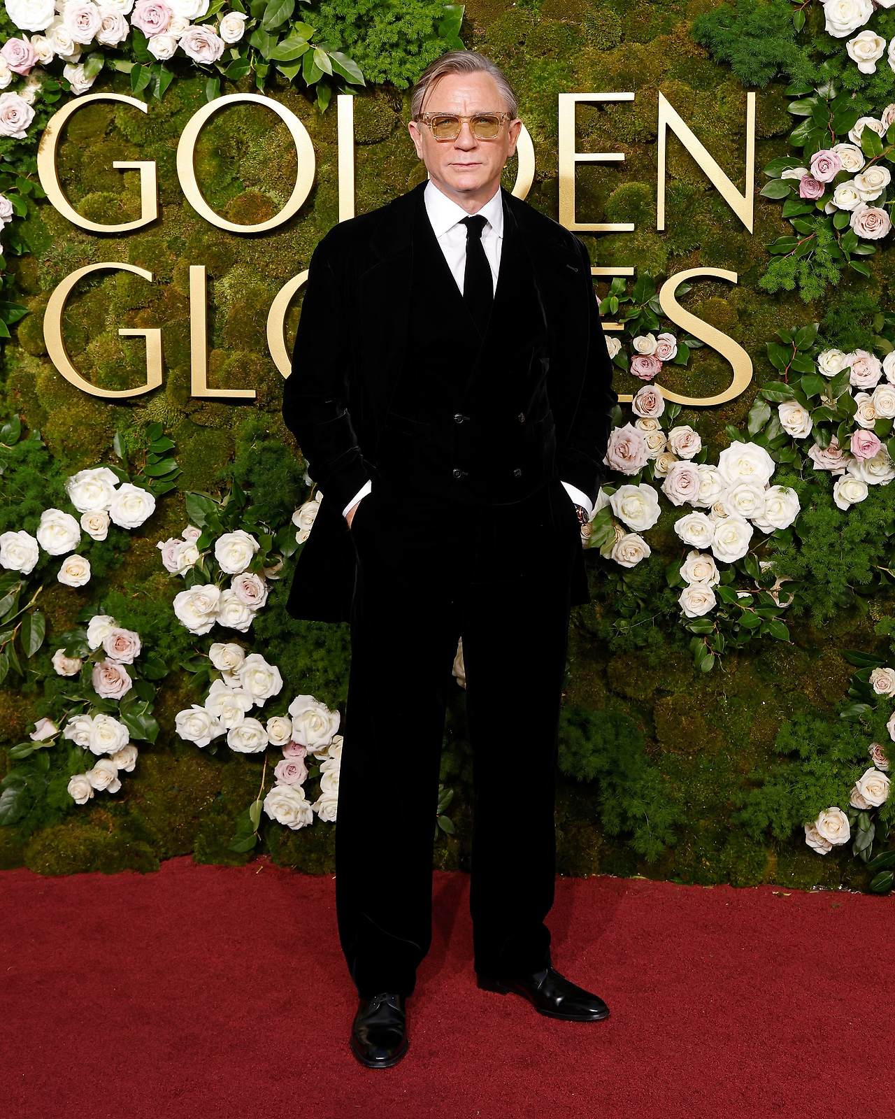677837217_(3) Daniel Craig_82nd ANNUAL GOLDEN GLOBE AWARDS_GettyImages.jpg