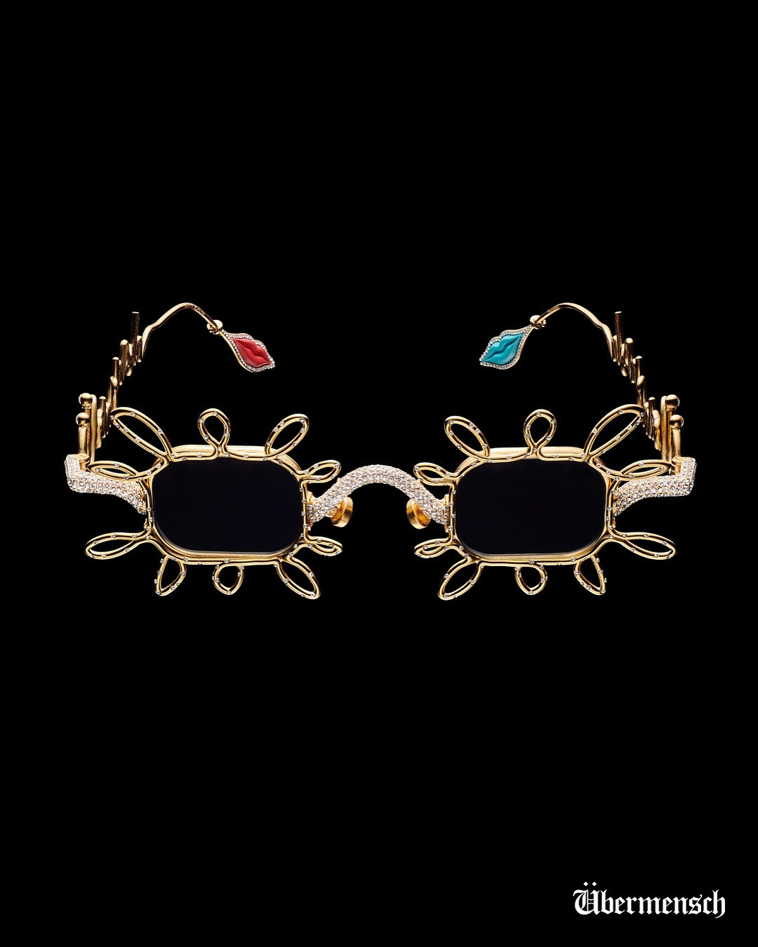 Custom Eyewear for @xxxibgdrgn⠀Eye Cloud, featuring a cloud-shaped frame and 168 detachable charms, captures the free spirit of G-DRAGON.⠀Inspired by the G-DRAGON’s favorite flower daisy, Übermensch embodies the (2).jpg