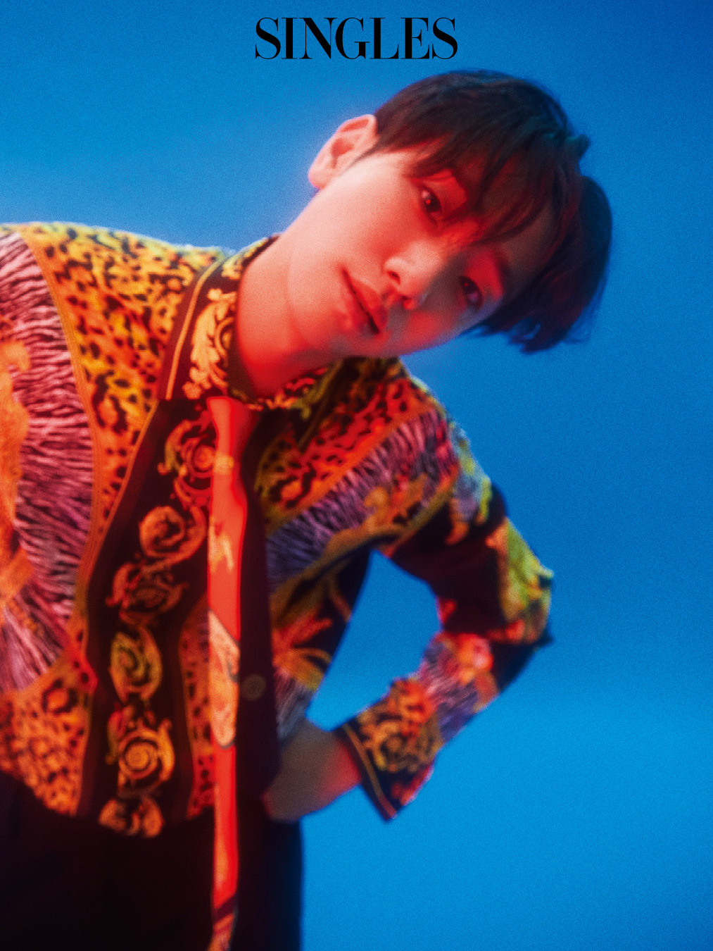 67481087_[싱글즈 9월호] 남윤수 보도자료 이미지 (1).jpg