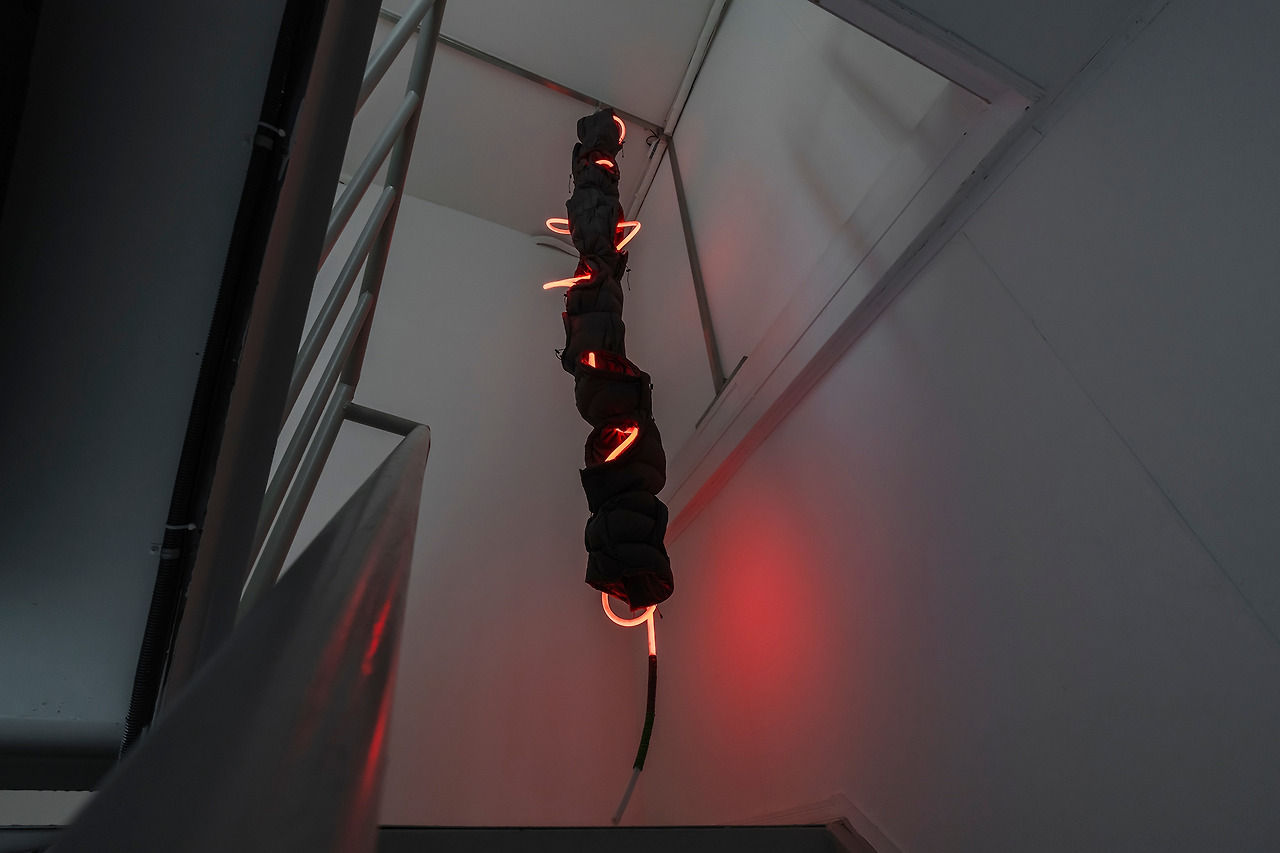 759154988_Skinship_on view_10.jpg