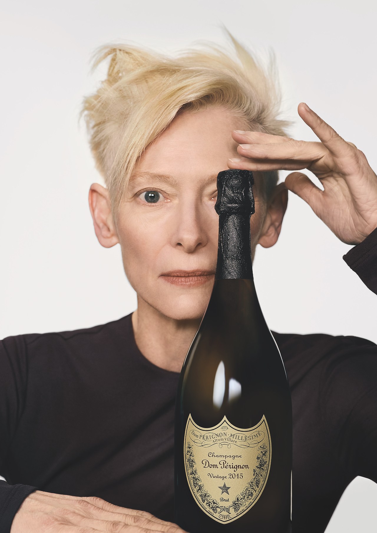 721166143_DOM PERIGNON_NEW CREATIVE CHAPTER_TS_COLLIER SCHORR_KV1.jpg