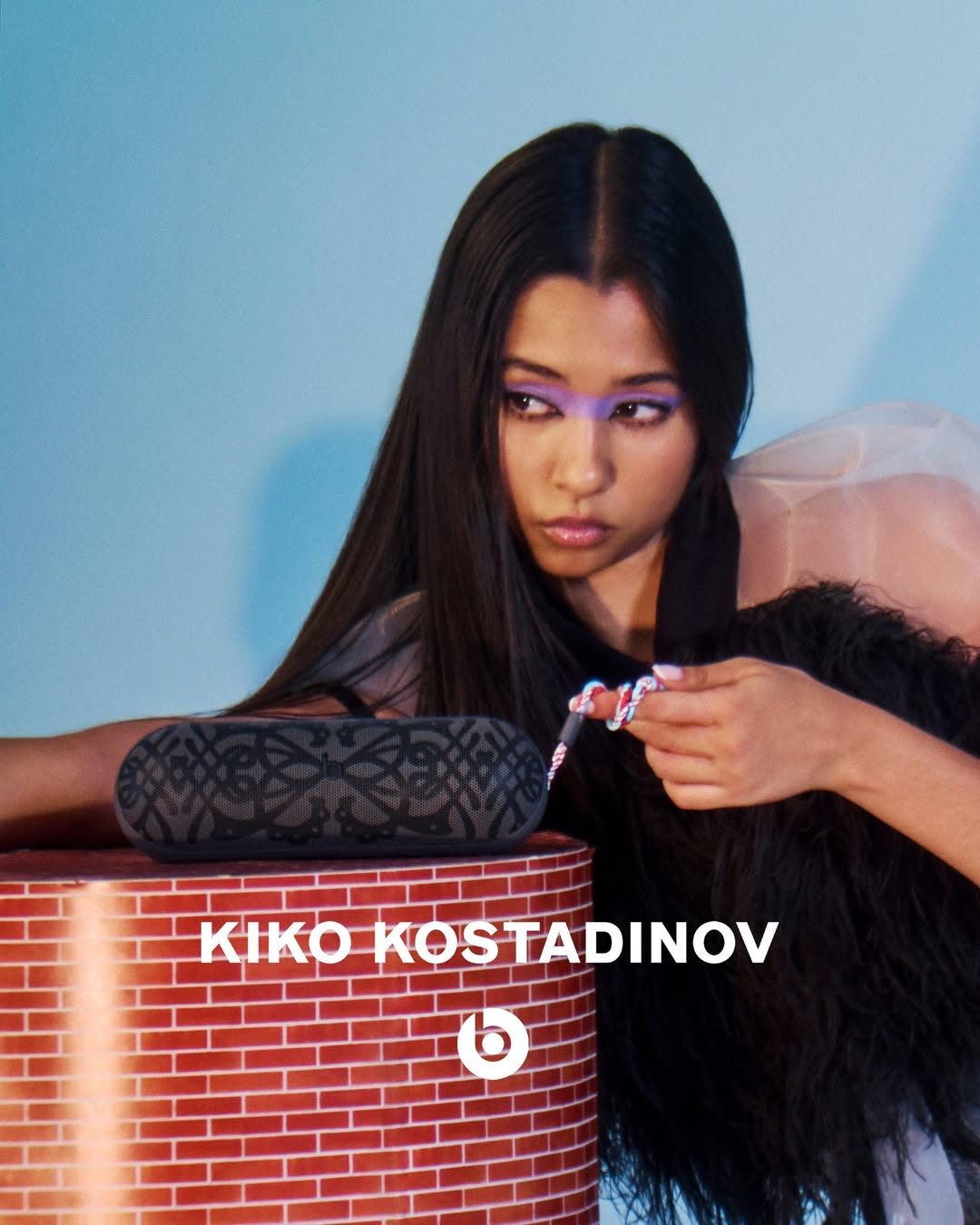 Introducing the limited-edition Kiko Kostadinov Beats Pill—a thoughtful fusion of modern design .jpg