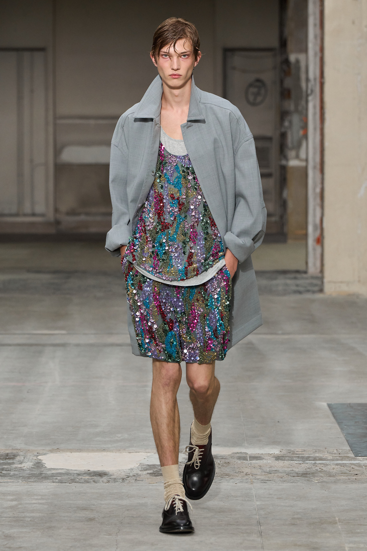 2079415795_Van Noten m S26 009.jpg