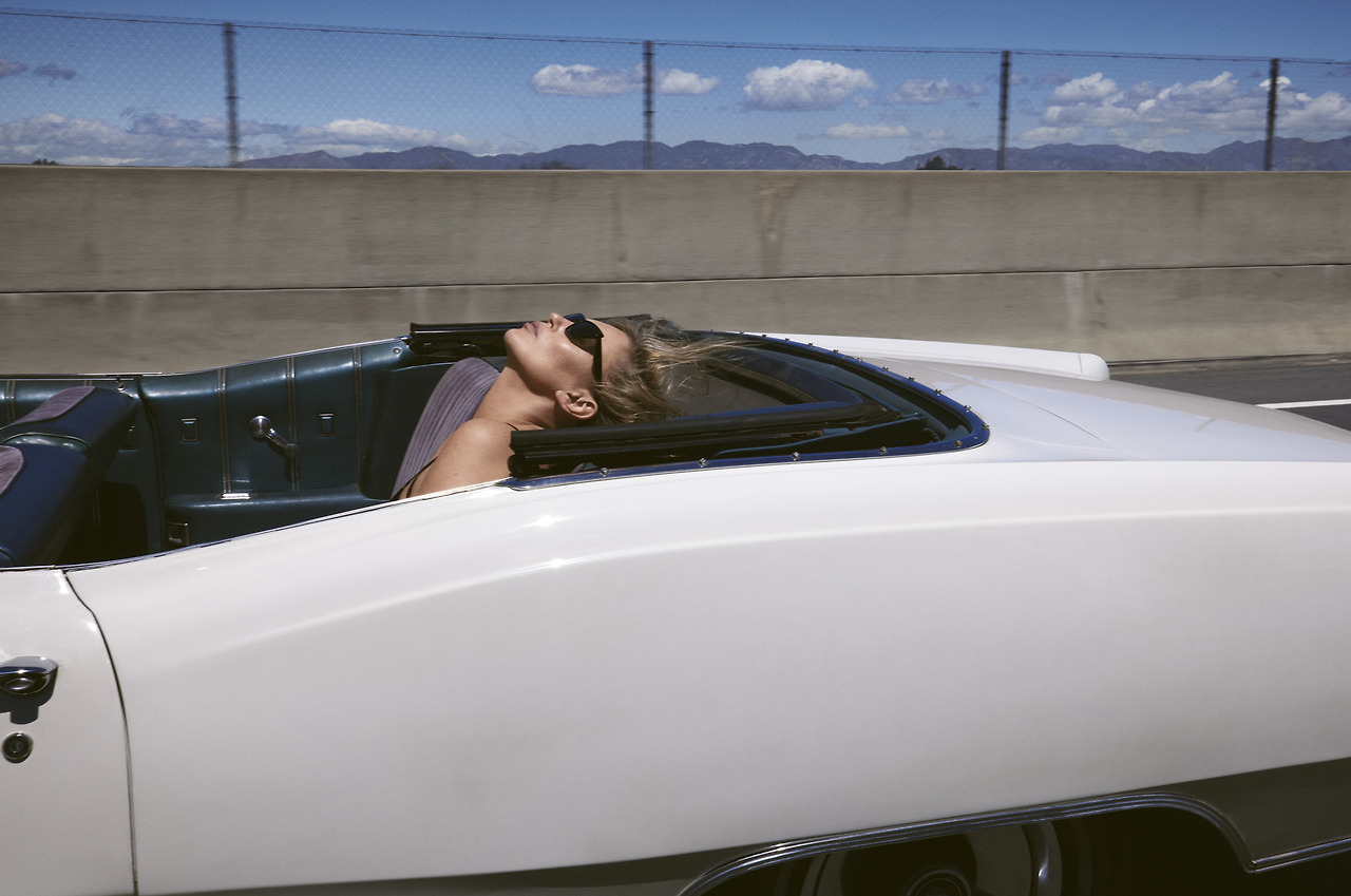 1205159122_SAINT LAURENT_MERT-ALAS_VELVET-HEAT_03_HR.jpg