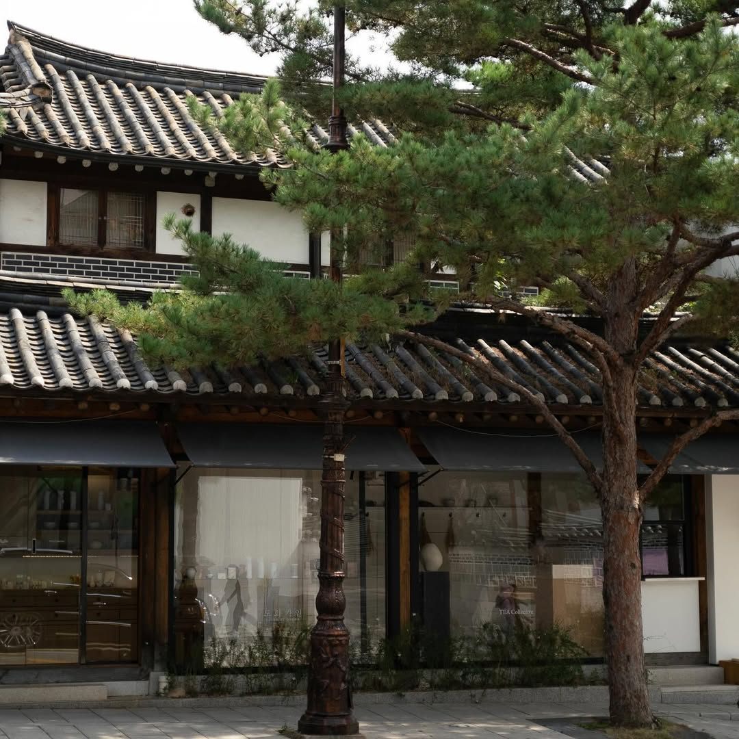Visit our House of Dohwa store in Bukchon Seoul.Bukchon_1.jpg