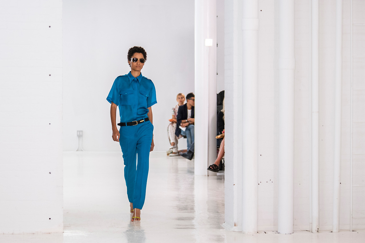 150013619_Helmut Lang S20 060b (1).jpg