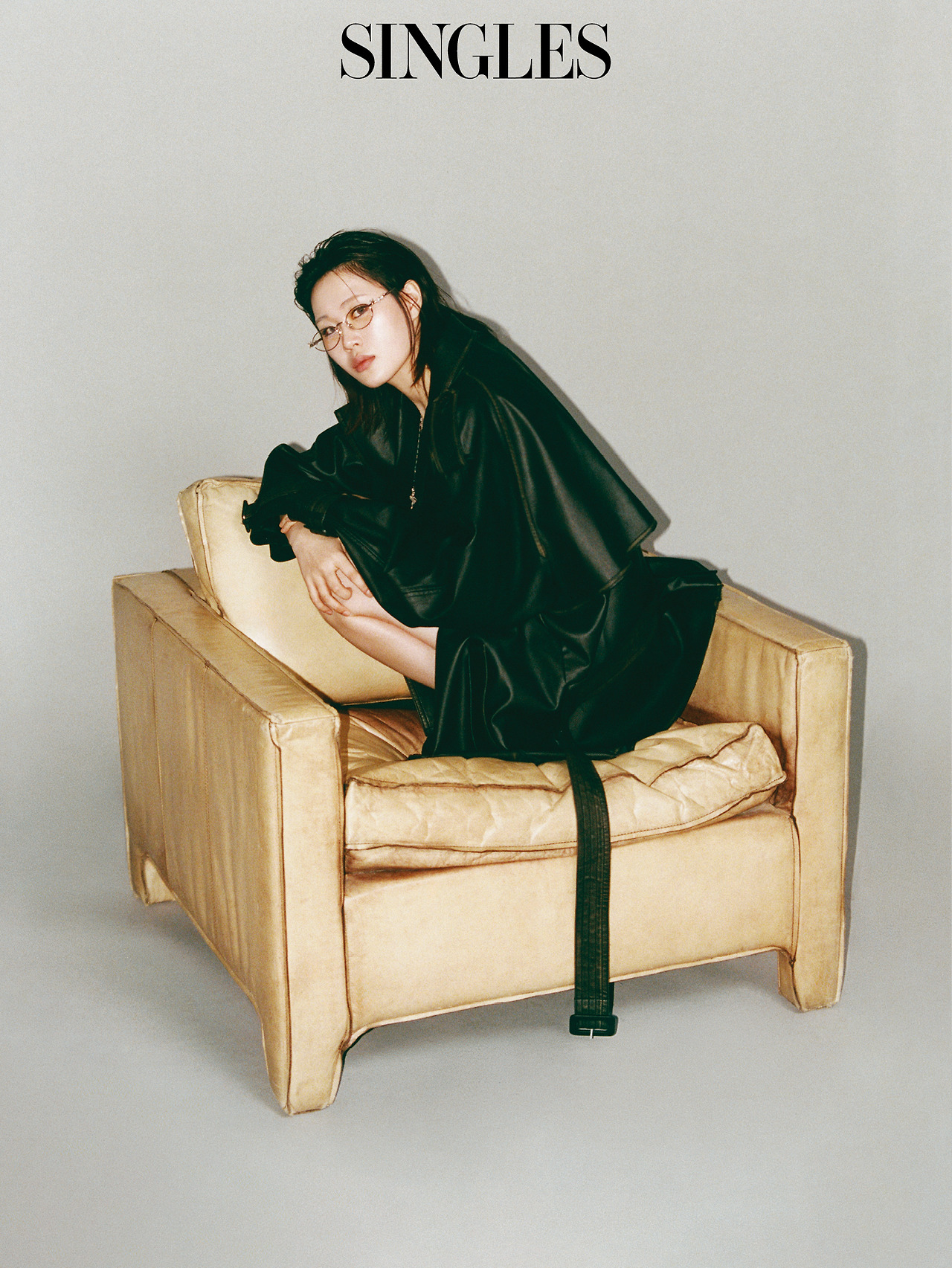 1018651419_[싱글즈 12월호] 엄지윤 보도자료 이미지 (3).jpg