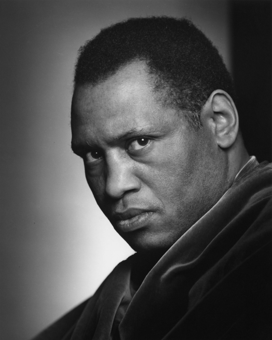Paul Robeson_Yousuf-Karsh-Paul-Robeson-1941-1567x1960.jpg