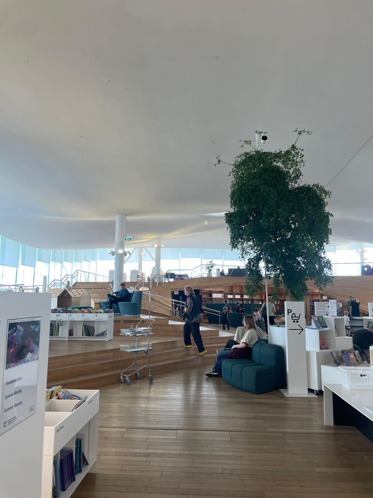 핀란드 도서관1.jpg