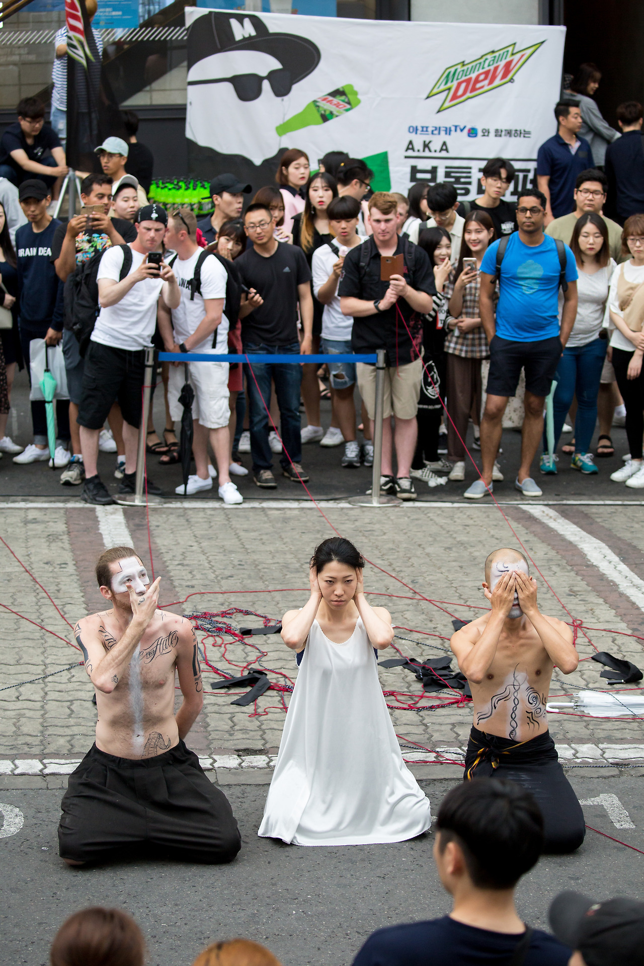 퍼포먼스아트 (1).jpg