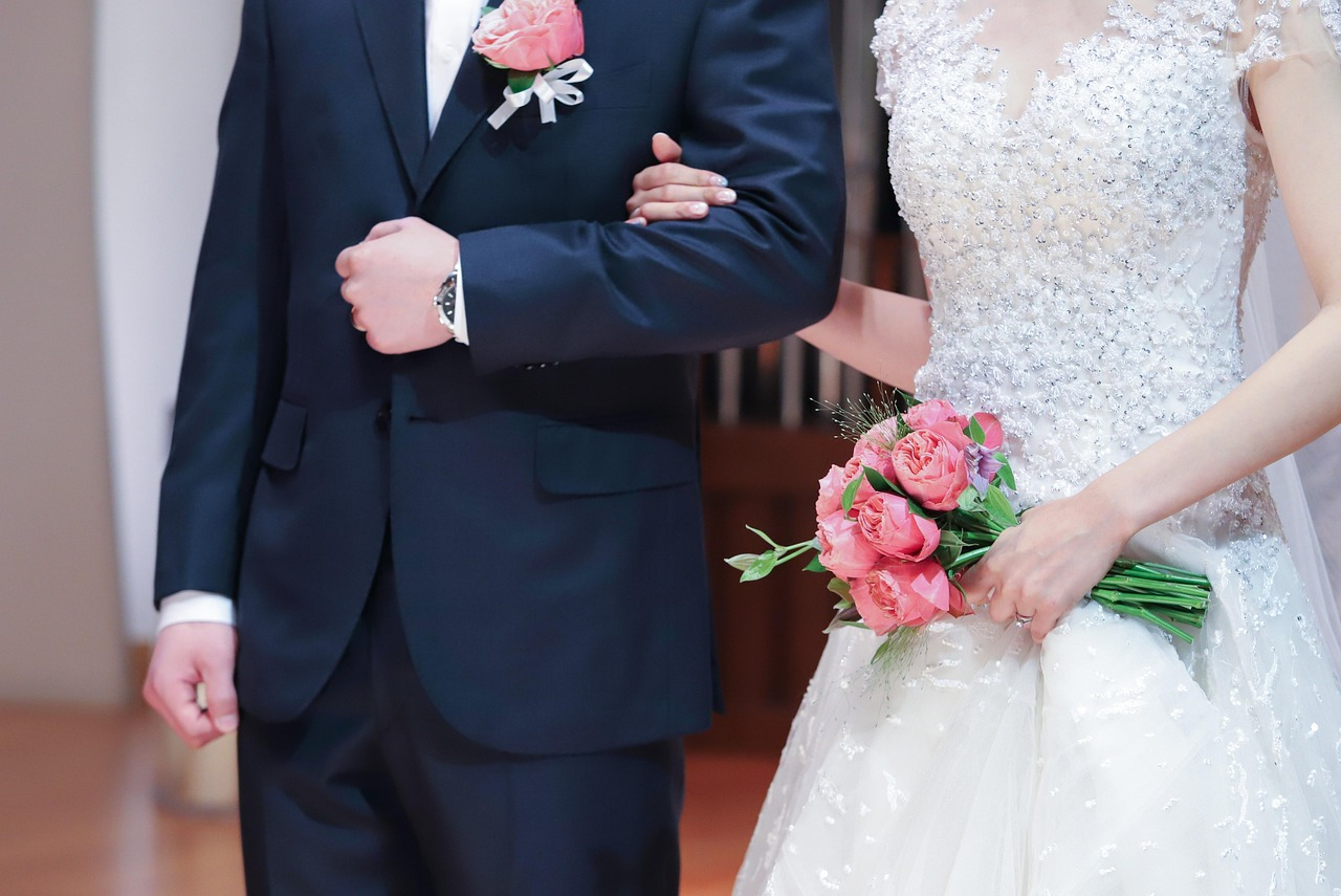 marriage-4202904_1280.jpg