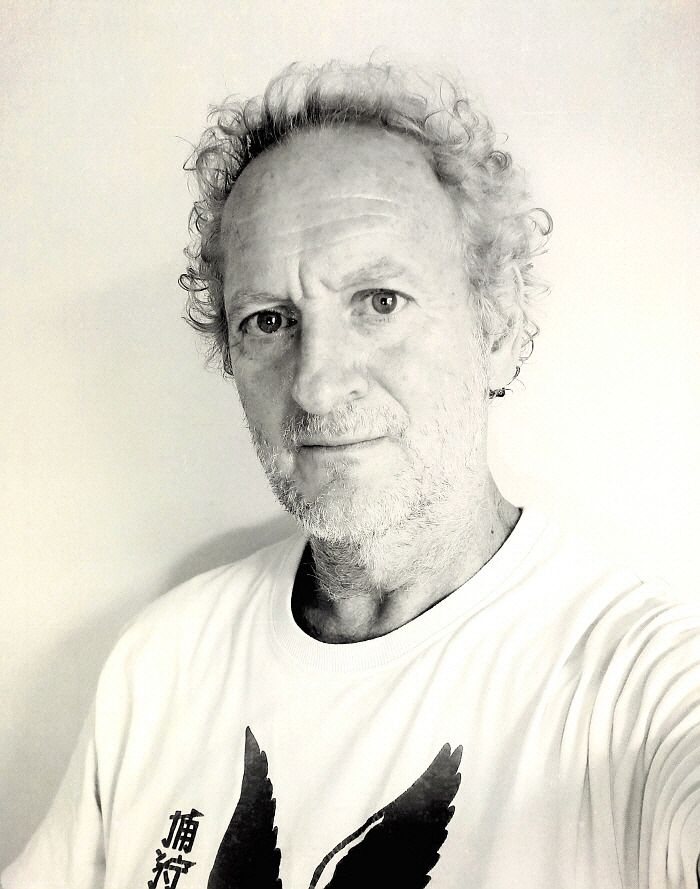 hvdb©Mary Roach.jpg