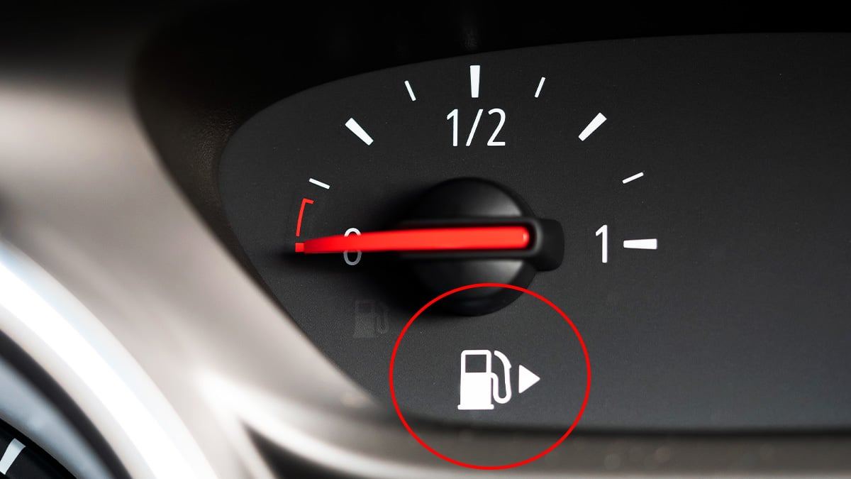 car-fuel-door-direction-check-guide2.jpg