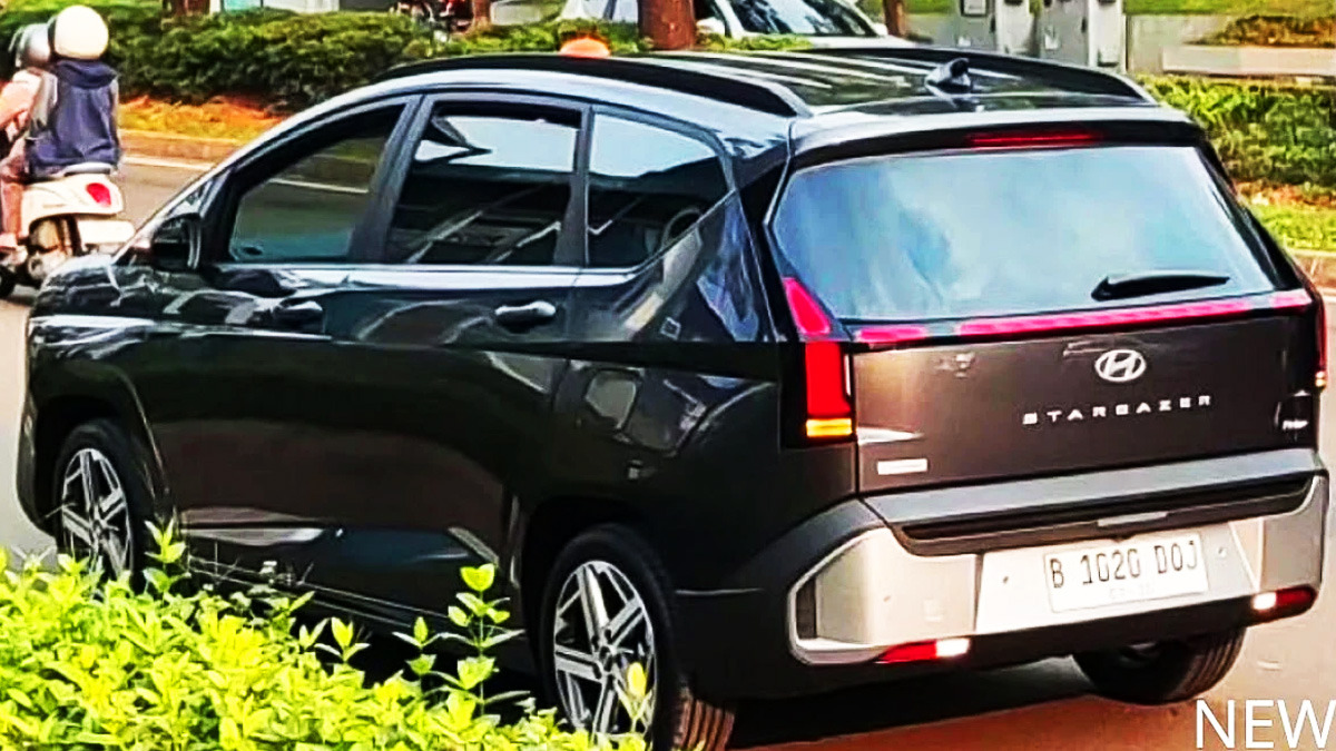 Hyundai Stargazer facelift leaked5.jpg
