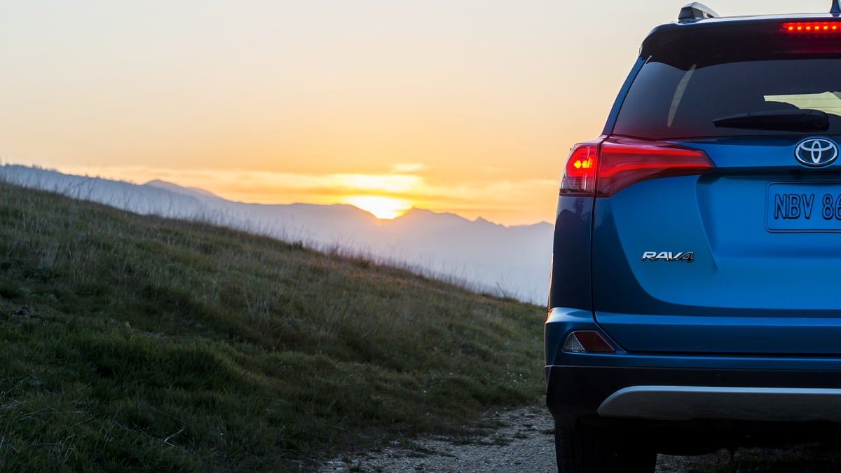 TOYOTA_RAV4-4.jpg