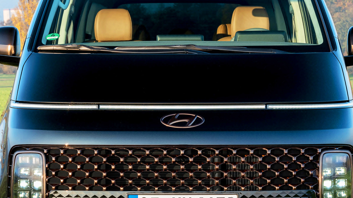 hyundai-staria-family-car-owner-review5.jpg