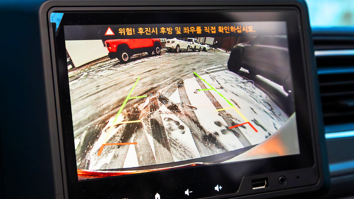 car-rear-view-camera-parking-guide-lines2.jpg