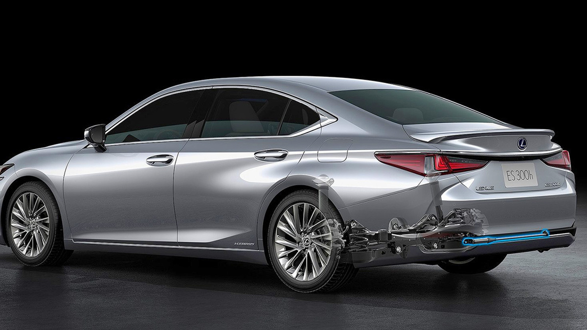 Lexus-ES-300h-Owner-Reviews4.jpg