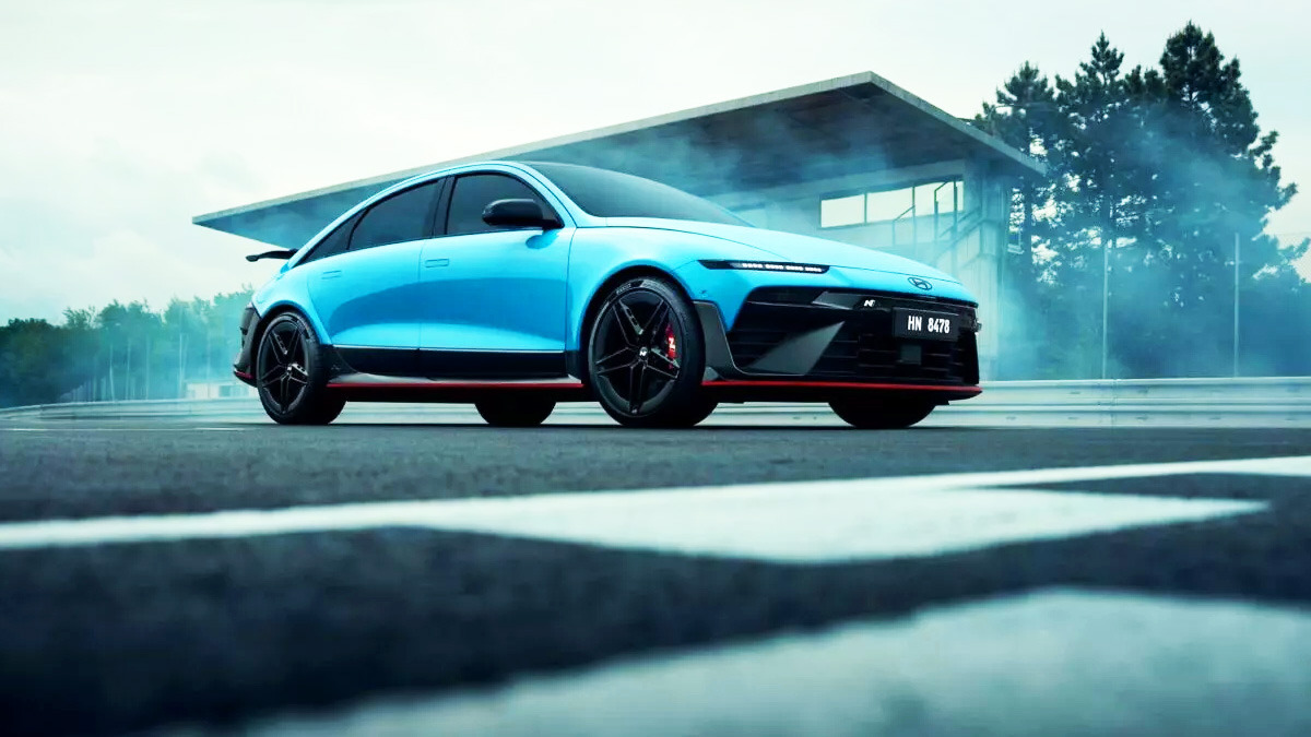 Hyundai Ioniq 6 N unveiled2.jpg