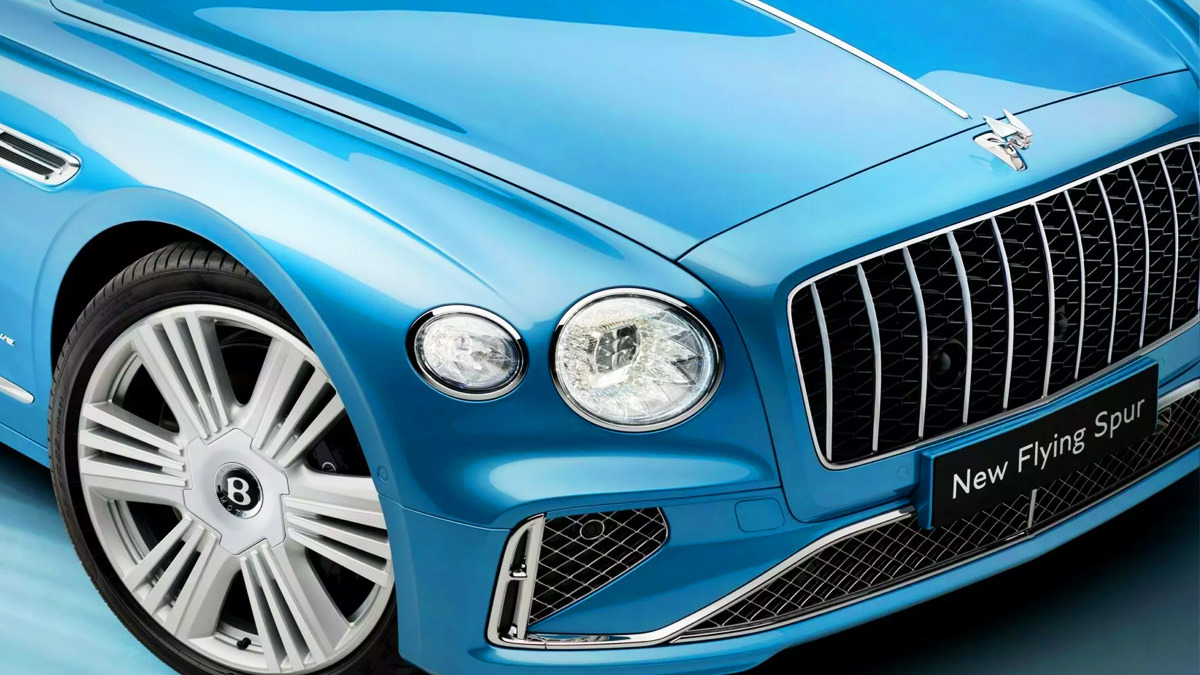 Bentley Continental Azure Lineup5.jpg