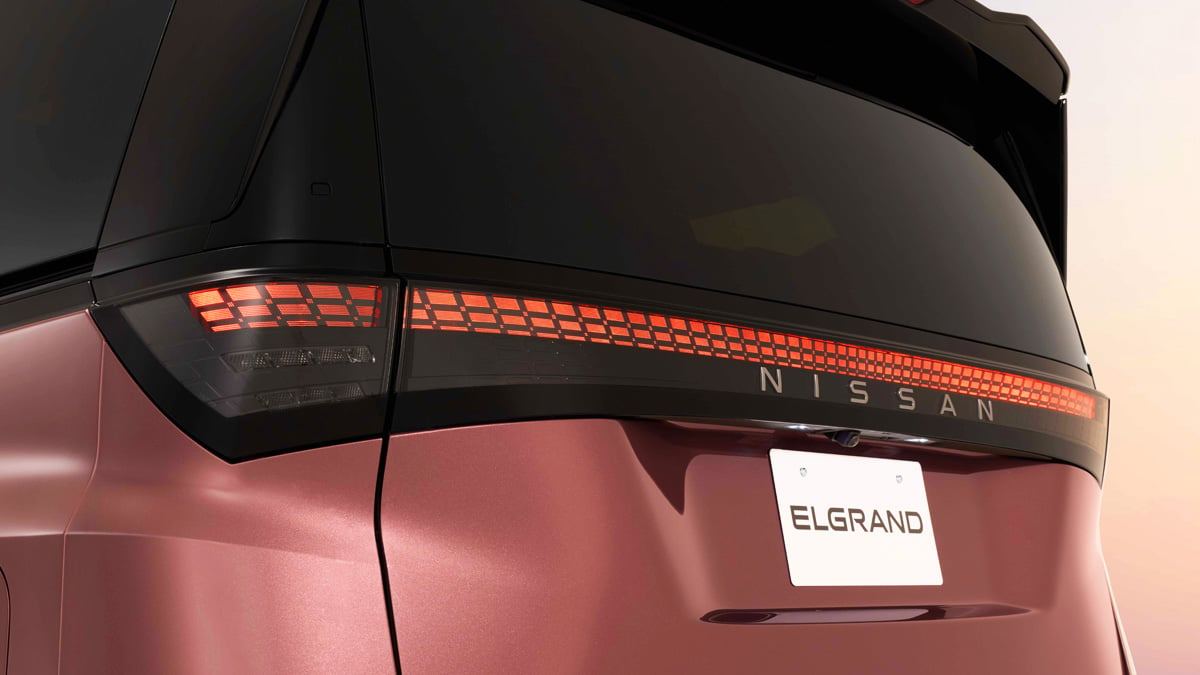 nissan-elgrand-7.jpg