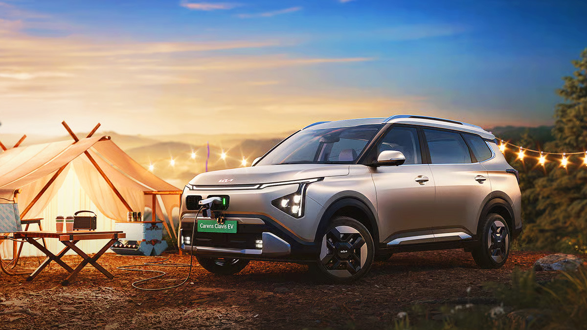 Kia-Carens-Clavis-EV-Launched1.jpg