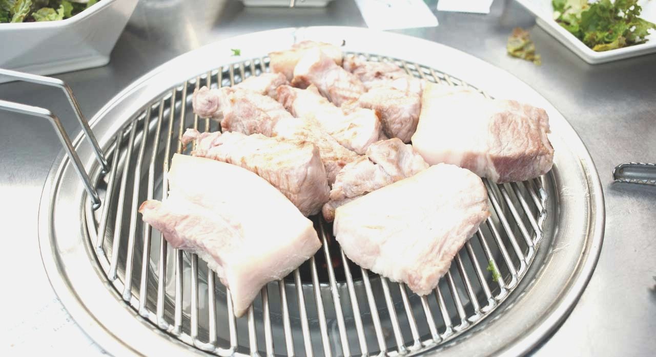 이젠제주산흑돼지까지_0.jpg