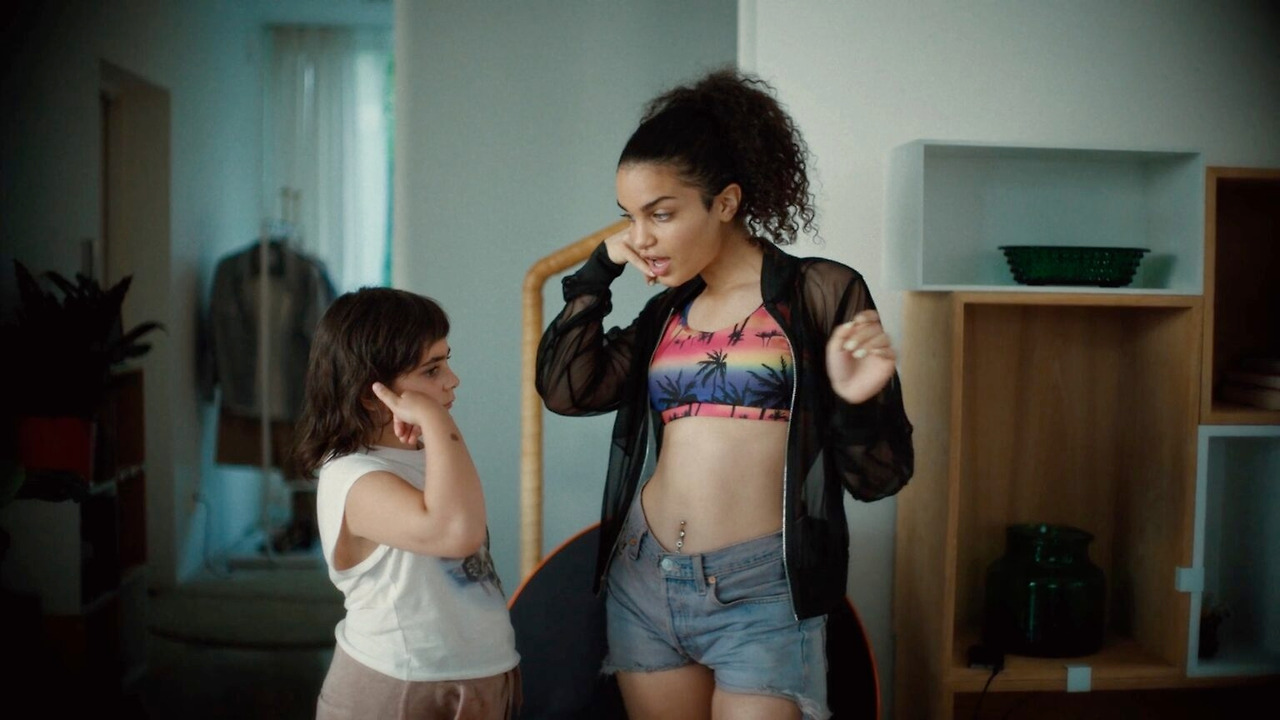 파라다이스 이즈 버닝2.jpg