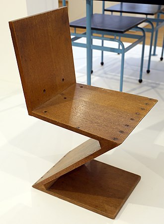 Gerrit_rietveld,_sedia_zigzag,_1932-34,_01.jpg