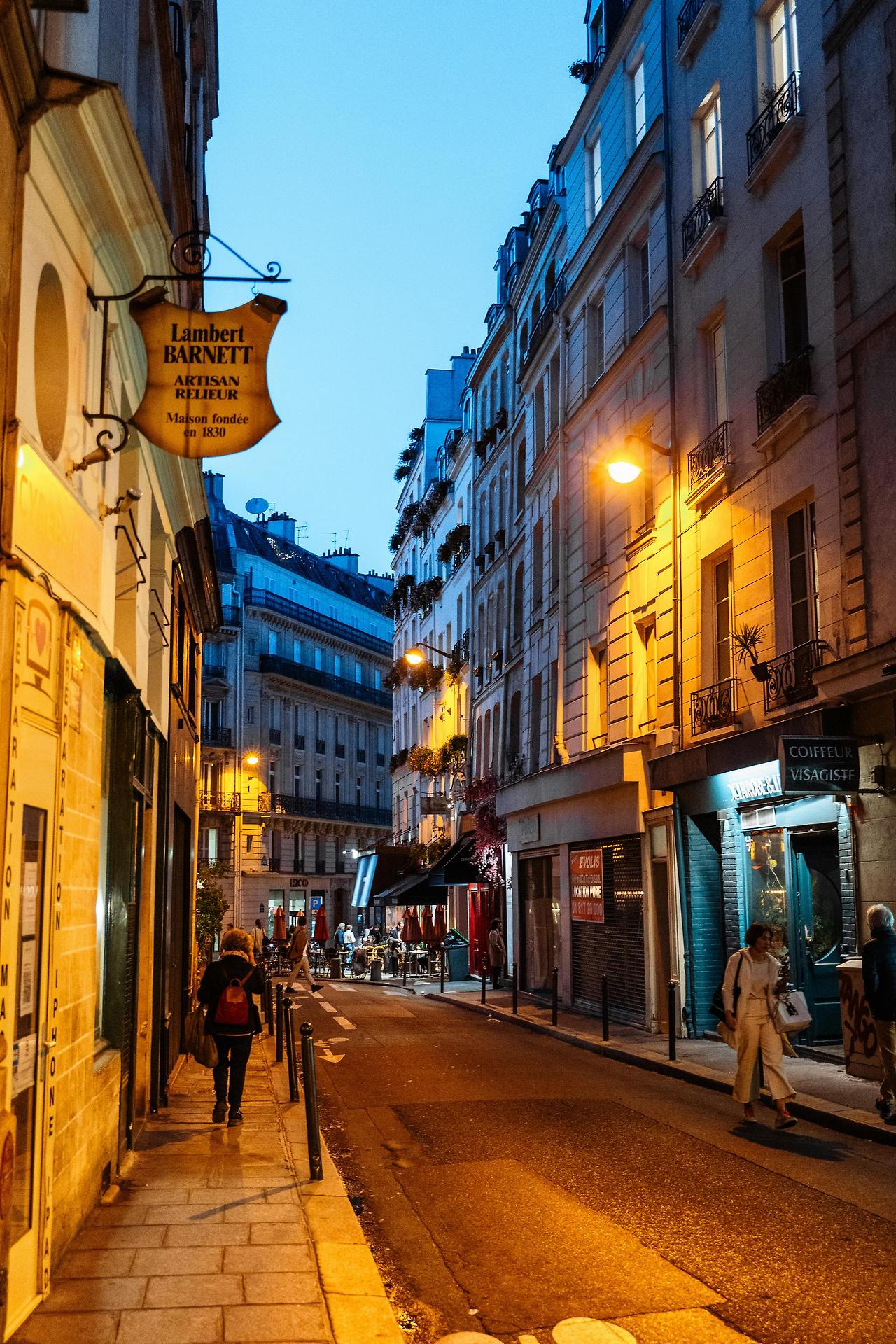 pexels-daria-agafonova-2147746189-30248867 (1).jpg