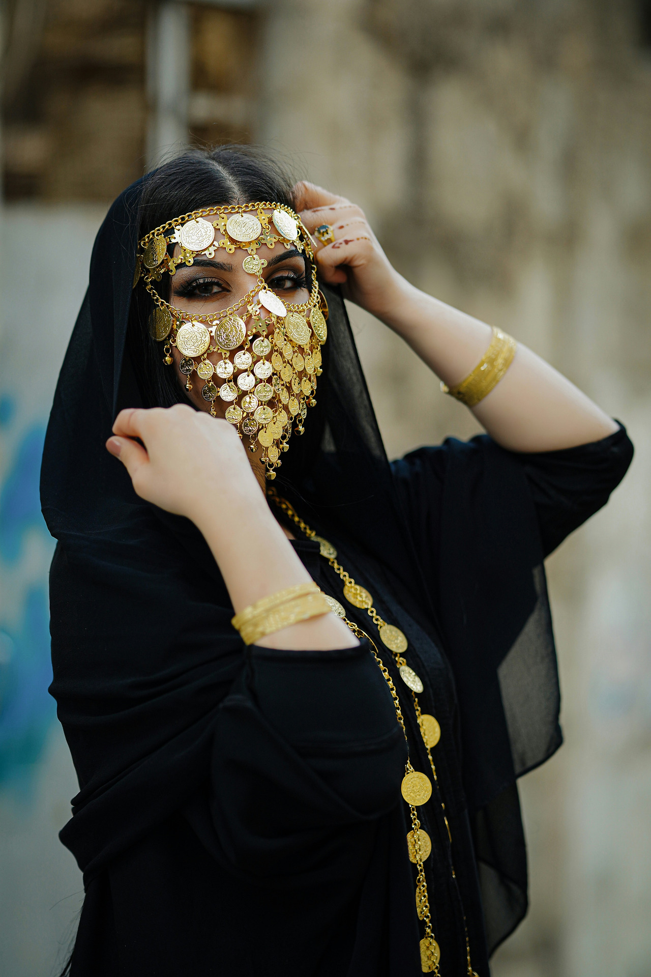 아랍 장신구.jpg