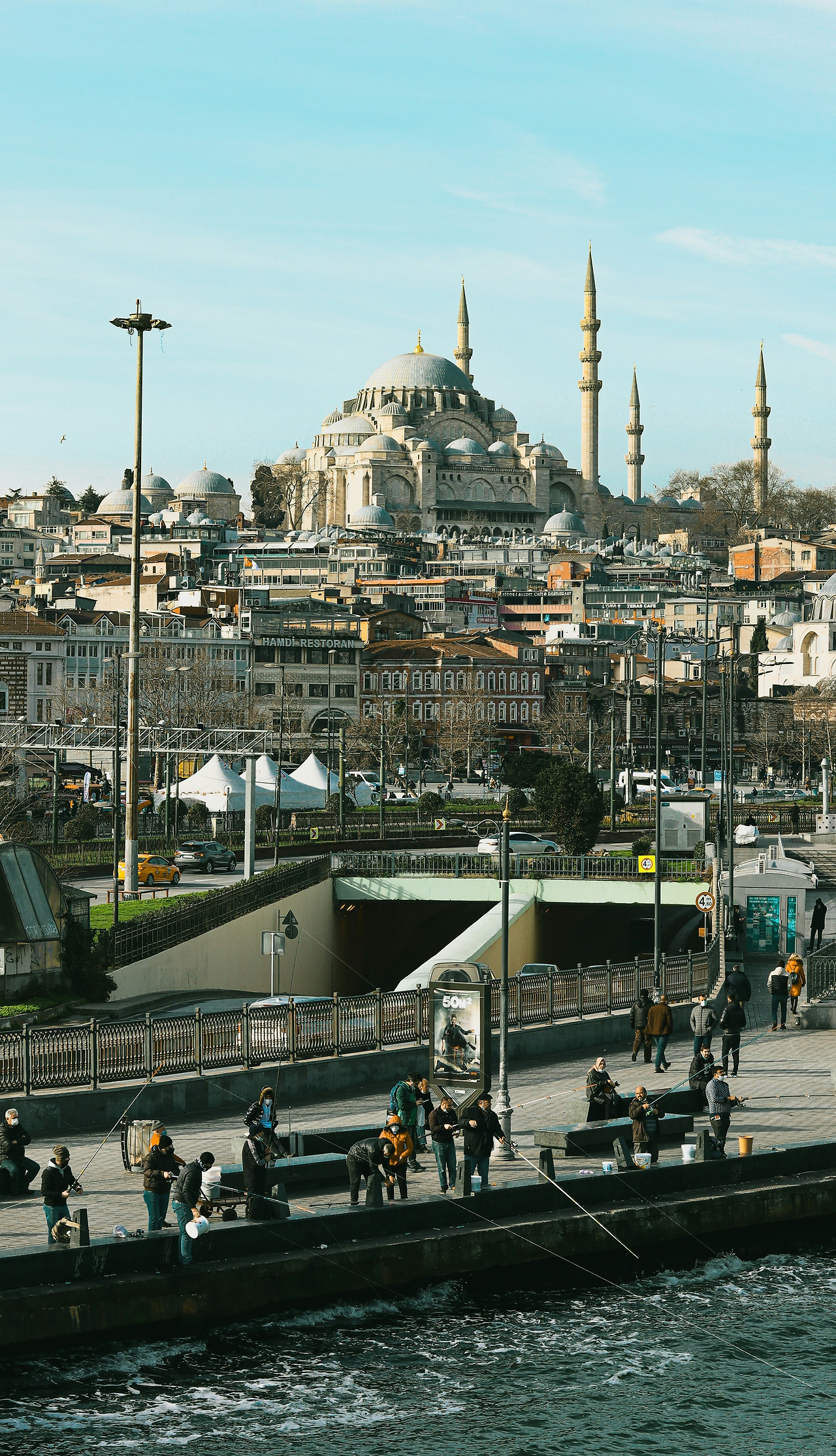 도심속의 모스크.jpg