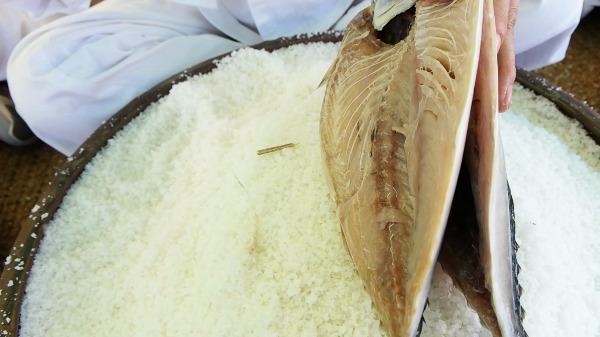 브런치 19_천일염과 간고등어.jpg