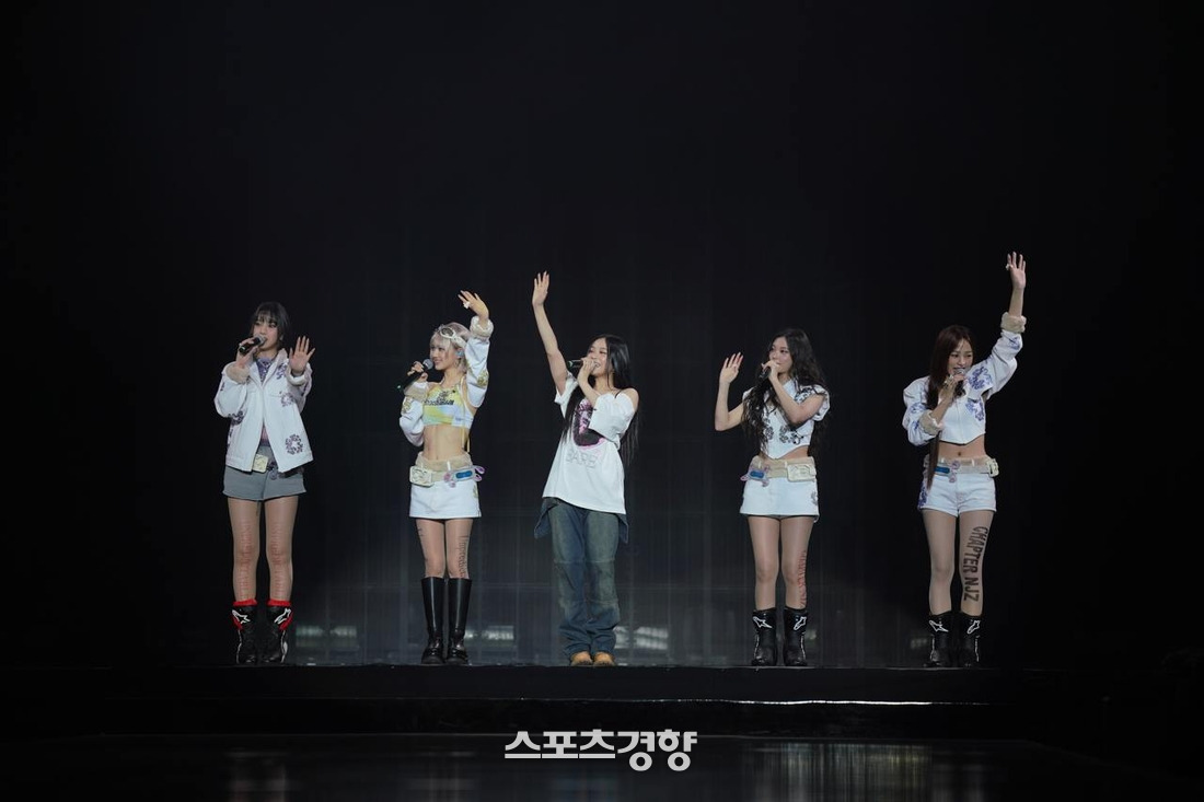 뉴진스 홍콩 콘서트.jpg