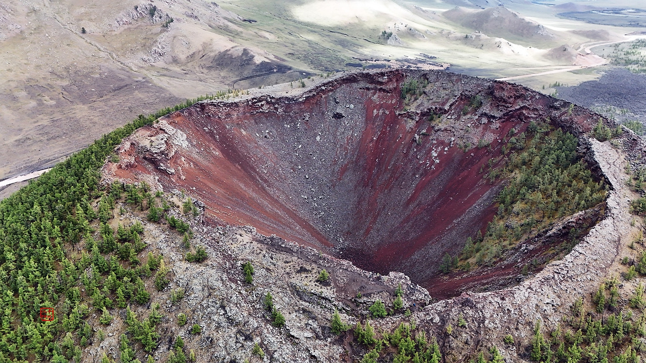 28 분화구 허르거_낙관_축소.jpg