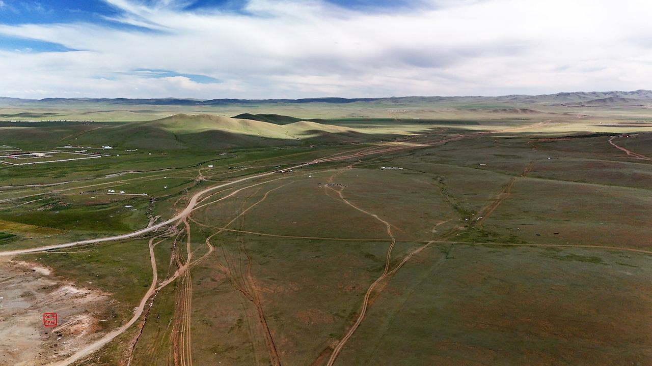 43 오프로드 드론_낙관_축소.jpg