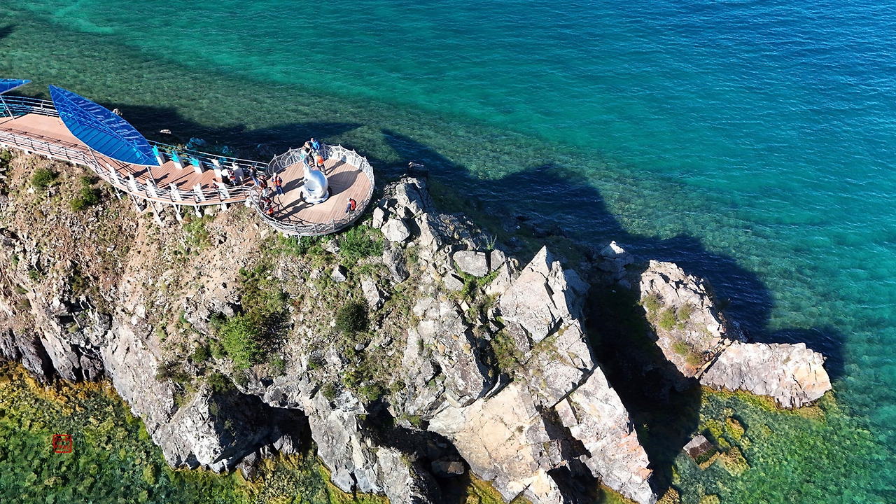 39 기도하는 섬_낙관_축소.jpg