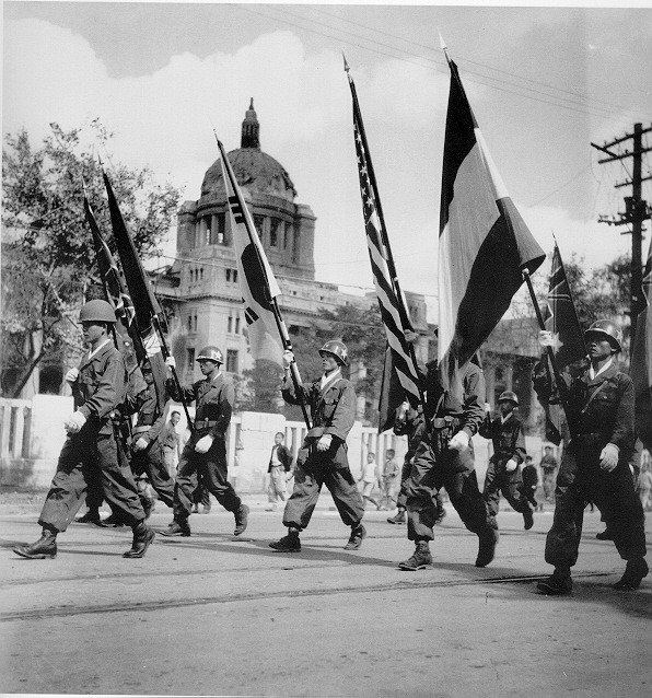 1950.10.27 평양 탈환작전 후 국군과 유엔군의 평양입성 퍼레이드, 한국정책방송원, 공공누리 1유형.jpg