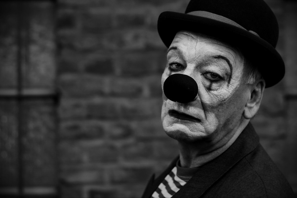 Sad-Clown-966x644.jpg