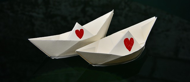 paper-boat-2287575_640.jpg