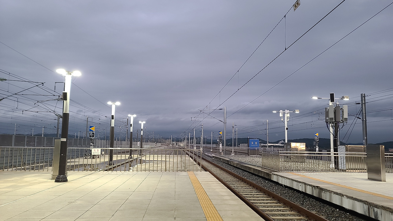 오송 기차역.jpg